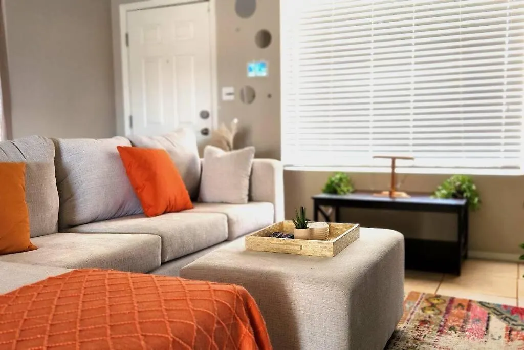 Holiday home *Spoil Yourself! New Indoor Picnic & Pool 3Bd 2Ba* Phoenix